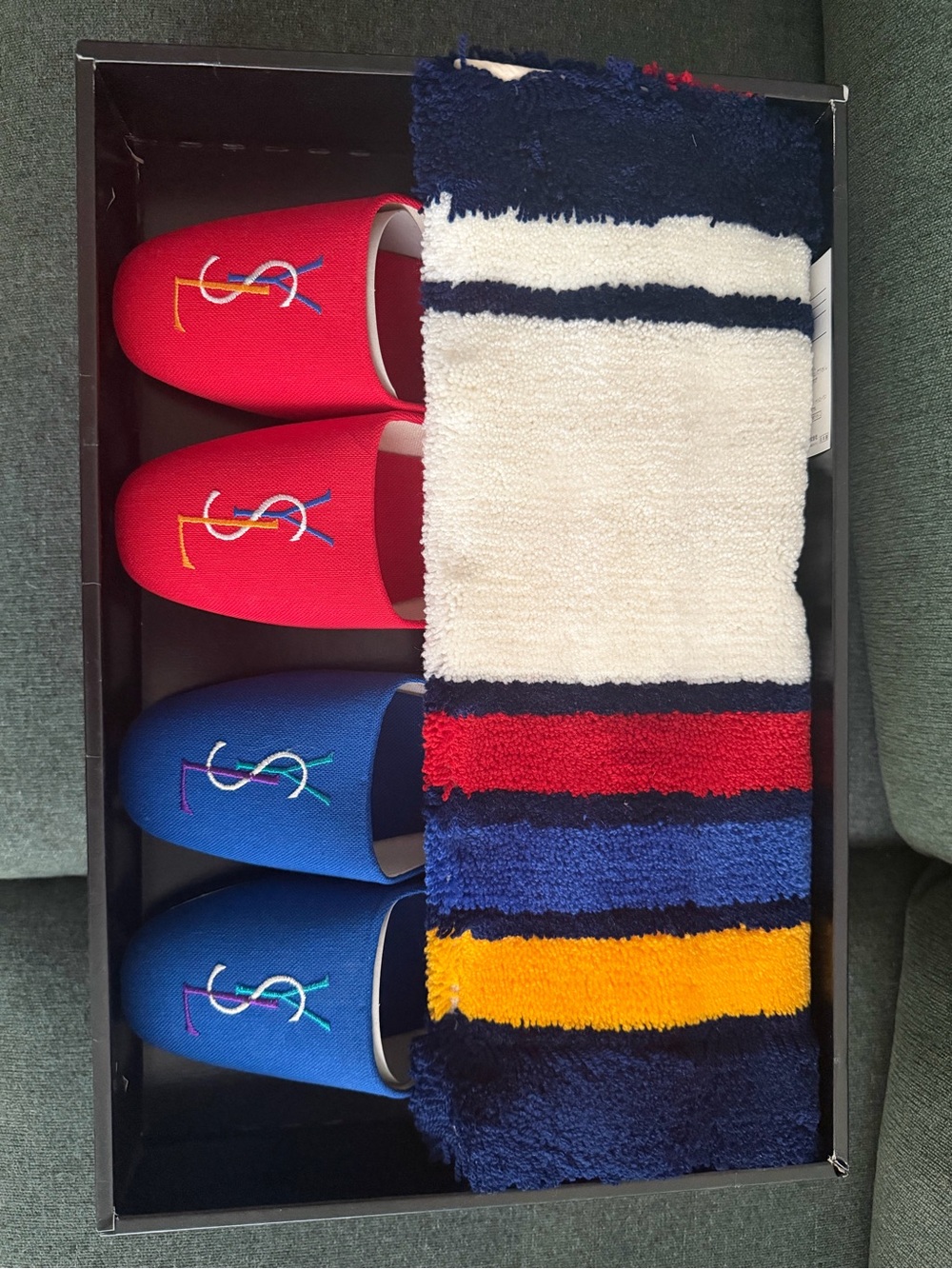 AUTH YSL - Two-Pair Slip-On Slippers with Striped Rug - Red & Blue